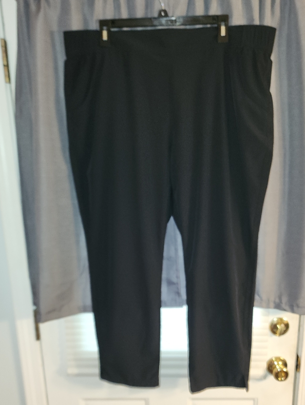 Eddie Bauer Black Stretch Pull-On Pants